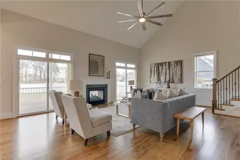 Living - 208 Goffigans Trce, Tabb, VA 23693 photo 1 of 2