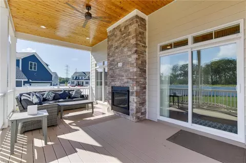 Exterior - 208 Goffigans Trce, Tabb, VA 23693 photo 5 of 6