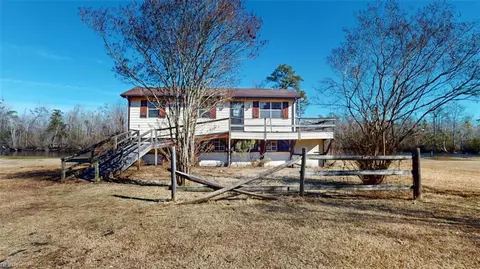 111 Drumm St, Moyock, NC 27958