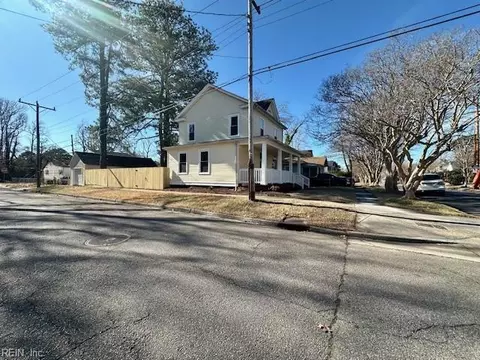 Exterior - 149 E Ocean Ave, Norfolk, VA 23503 photo 4 of 6