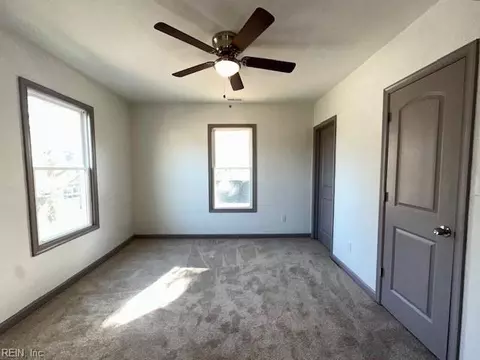 Bedroom - 149 E Ocean Ave, Norfolk, VA 23503 photo 3 of 7