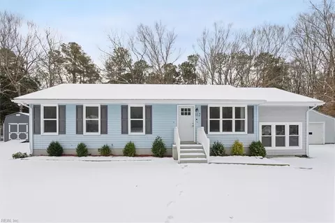 112 Butlers Pointe Ln, Smithfield, VA 23430
