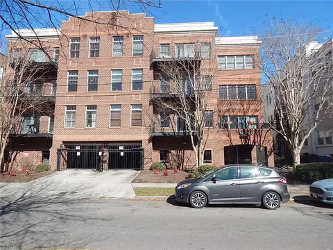 810 W Princess Anne Rd #403, Norfolk, VA 23517