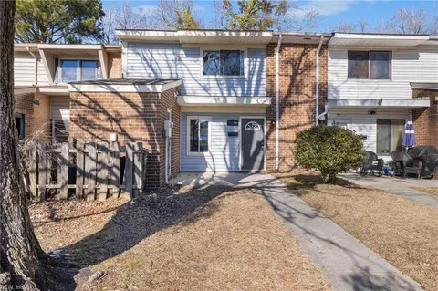 5616 Darby Cls Close, Portsmouth, VA 23703