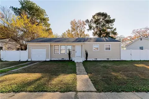 8456 Capeview Ave, Norfolk, VA 23503