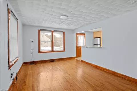1017 Beach View St, Norfolk, VA 23503 photo 4