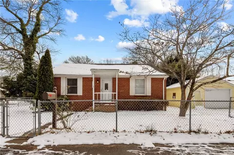 1017 Beach View St, Norfolk, VA 23503 photo 2