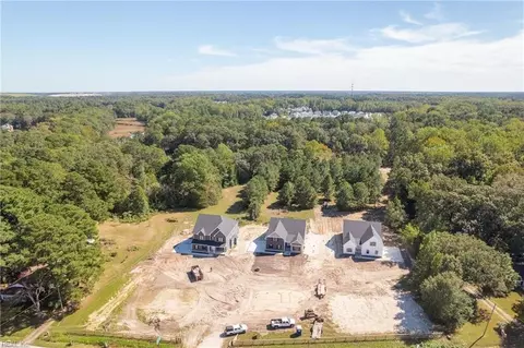 1640 Wilroy Rd, Suffolk, VA 23434
