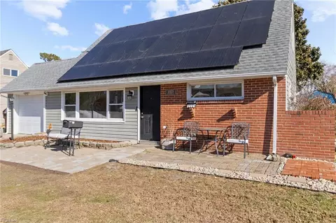 2221 Chesapeake Ave, Chesapeake, VA 23324