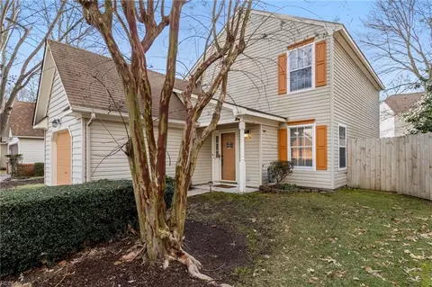 703 Stone Cv, Newport News, VA 23602