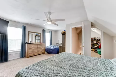 Bedroom - 4727 Lind St, Norfolk, VA 23513 photo 3 of 7