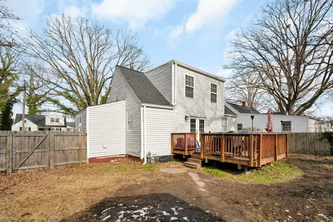 Exterior - 4727 Lind St, Norfolk, VA 23513 photo 6 of 8