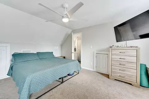 Bedroom - 4727 Lind St, Norfolk, VA 23513 photo 1 of 7