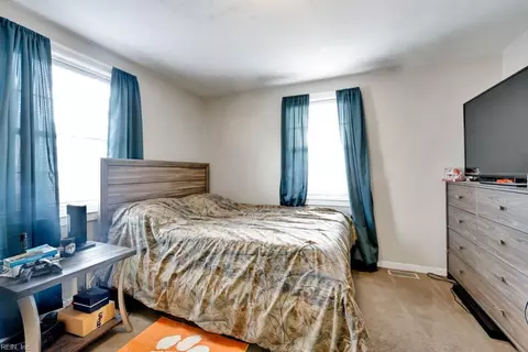Bedroom - 4727 Lind St, Norfolk, VA 23513 photo 4 of 7