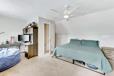 Bedroom - 4727 Lind St, Norfolk, VA 23513 photo 2 of 7