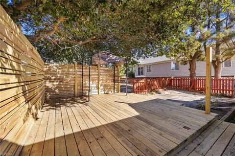 1136 Toler Pl, Norfolk, VA 23503 photo 23