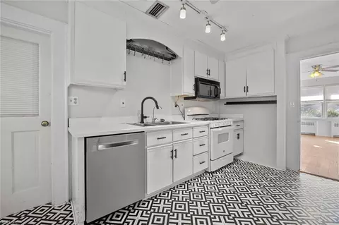1136 Toler Pl, Norfolk, VA 23503 photo 7