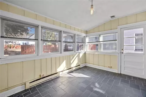 1136 Toler Pl, Norfolk, VA 23503 photo 8
