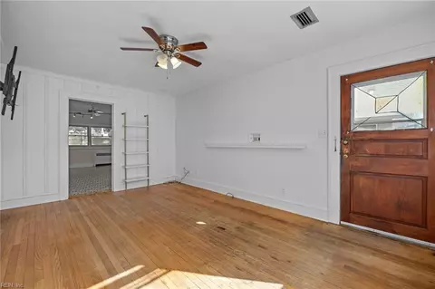1136 Toler Pl, Norfolk, VA 23503 photo 21