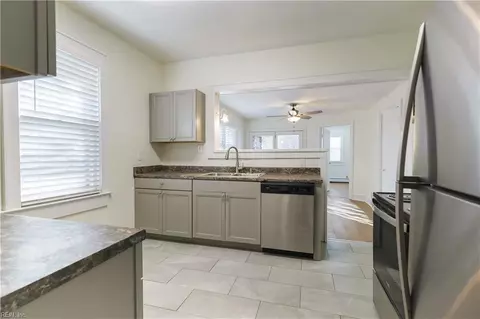 Kitchen - 55 Algonquin Rd, Hampton, VA 23661 photo 1 of 3