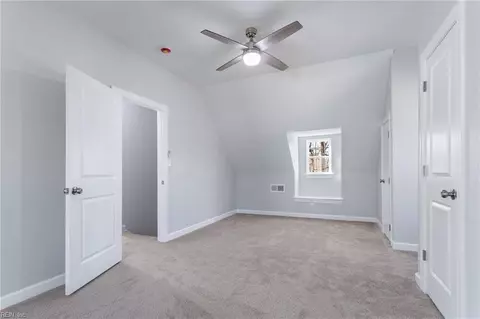 Bedroom - 7926 E Glen Rd, Norfolk, VA 23505 photo 8 of 8