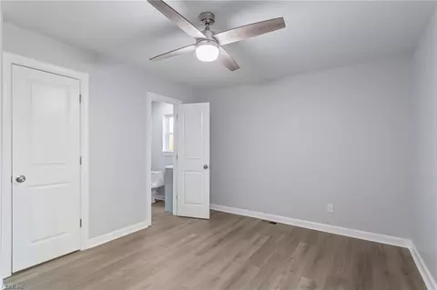 Bedroom - 7926 E Glen Rd, Norfolk, VA 23505 photo 2 of 8