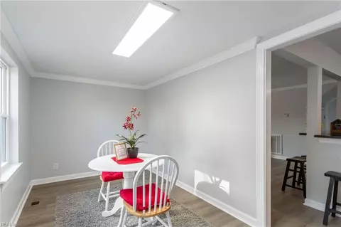 Dining - 7926 E Glen Rd, Norfolk, VA 23505 photo 1 of 2