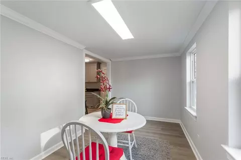 Dining - 7926 E Glen Rd, Norfolk, VA 23505 photo 2 of 2
