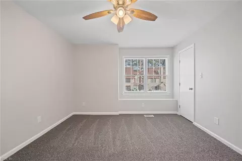 27 Tamarisk Quay Quay #E, Hampton, VA 23666 photo 13