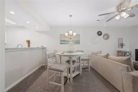 27 Tamarisk Quay Quay #E, Hampton, VA 23666 photo 7