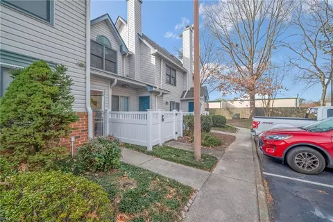 27 Tamarisk Quay Quay #E, Hampton, VA 23666 photo 22
