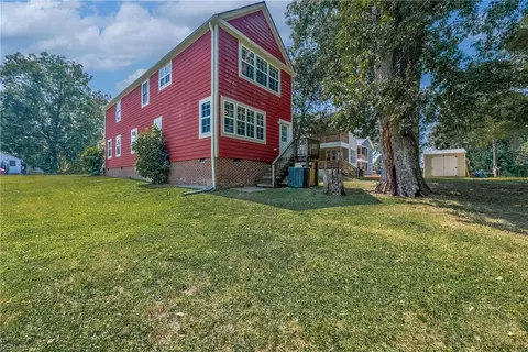 154 Riverview Ave, Smithfield, VA 23430 photo 5