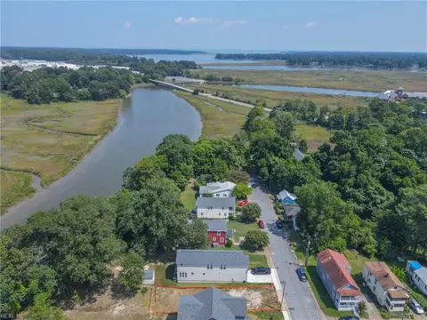 154 Riverview Ave, Smithfield, VA 23430 photo 46