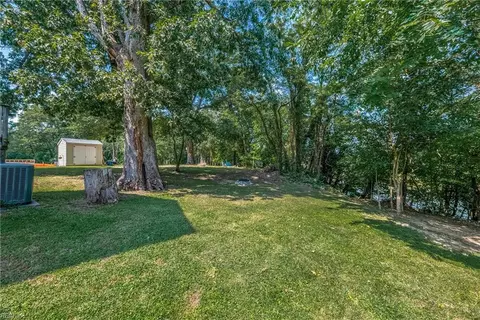 154 Riverview Ave, Smithfield, VA 23430 photo 36