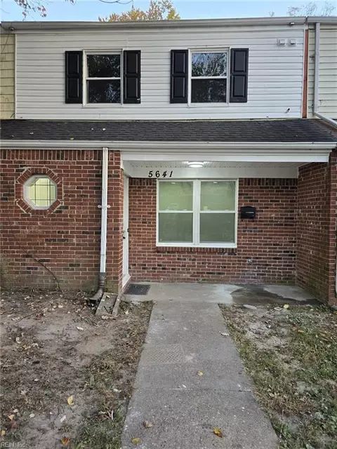 5641 Caxton Ct, Virginia Beach, VA 23462