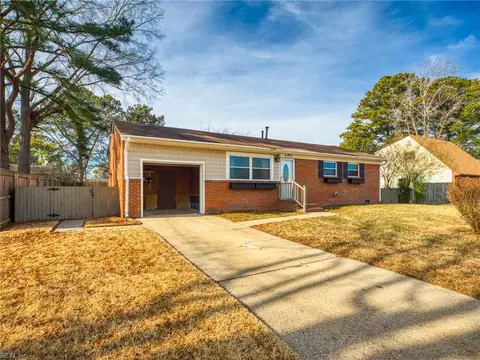 Exterior - 3929 Ahoy Dr, Chesapeake, VA 23321 photo 7 of 8