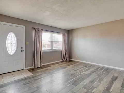 Living - 3929 Ahoy Dr, Chesapeake, VA 23321 photo 1 of 10