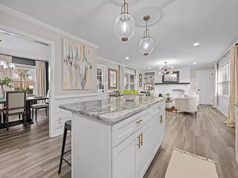 92 Tide Mill Ln, Hampton, VA 23666 photo 6