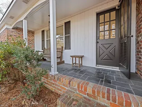 92 Tide Mill Ln, Hampton, VA 23666 photo 3