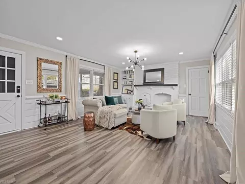 92 Tide Mill Ln, Hampton, VA 23666 photo 8