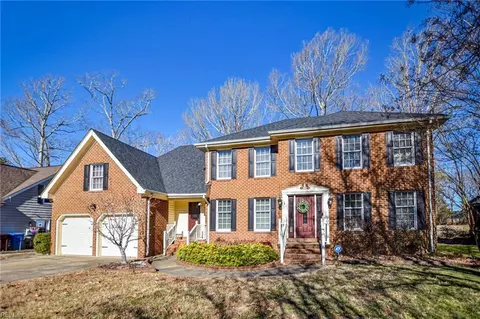 432 Granada Dr, Chesapeake, VA 23322