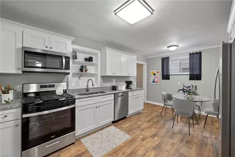 3501 Dartmouth St, Portsmouth, VA 23707