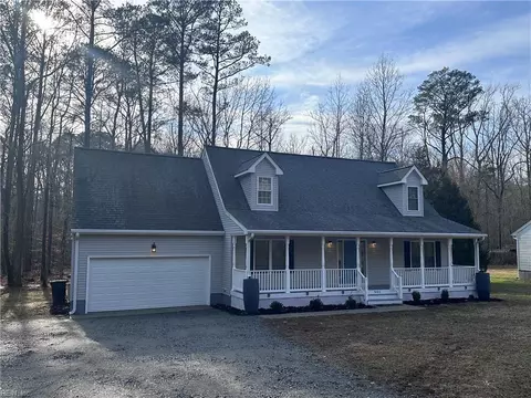5480 Crany Creek Dr, Gloucester, VA 23061