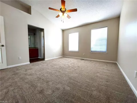 138 Corwin Cir, Hampton, VA 23666 photo 22