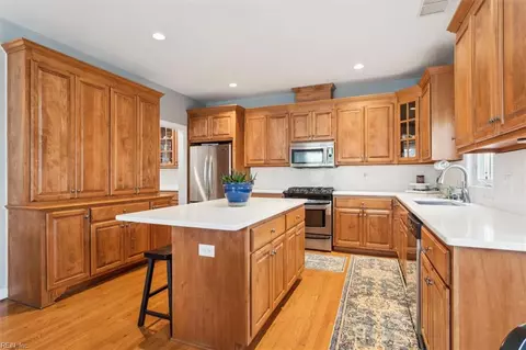 6793 Bershak Ct, Gloucester, VA 23061 photo 14