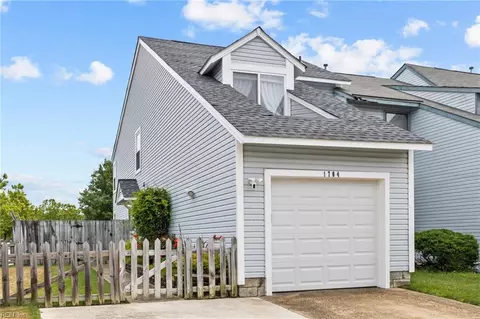 1704 Unicorn Dr, Virginia Beach, VA 23454
