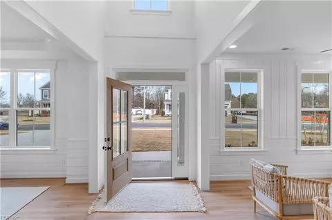 222 Hessian Loop, Chesapeake, VA 23322 photo 6