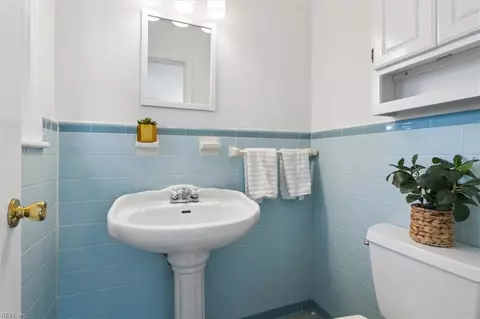 Bath - 4341 Coffman Blvd, Chesapeake, VA 23321 photo 2 of 2