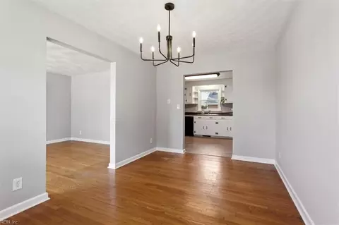 Dining - 4341 Coffman Blvd, Chesapeake, VA 23321 photo 2 of 2