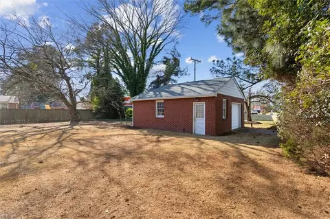 Exterior - 4341 Coffman Blvd, Chesapeake, VA 23321 photo 6 of 9